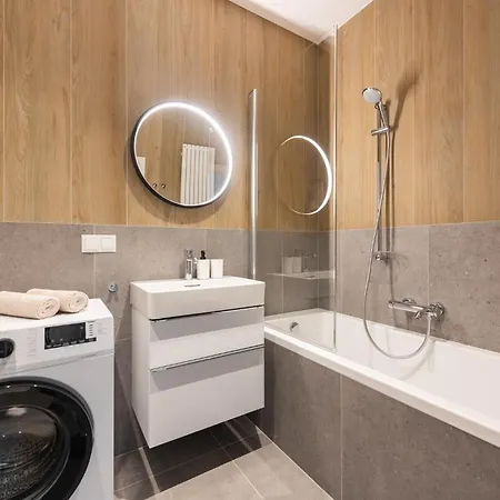 Flatbook - Center Sw Barbary