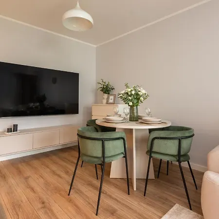 Flatbook - Center Sw Barbary